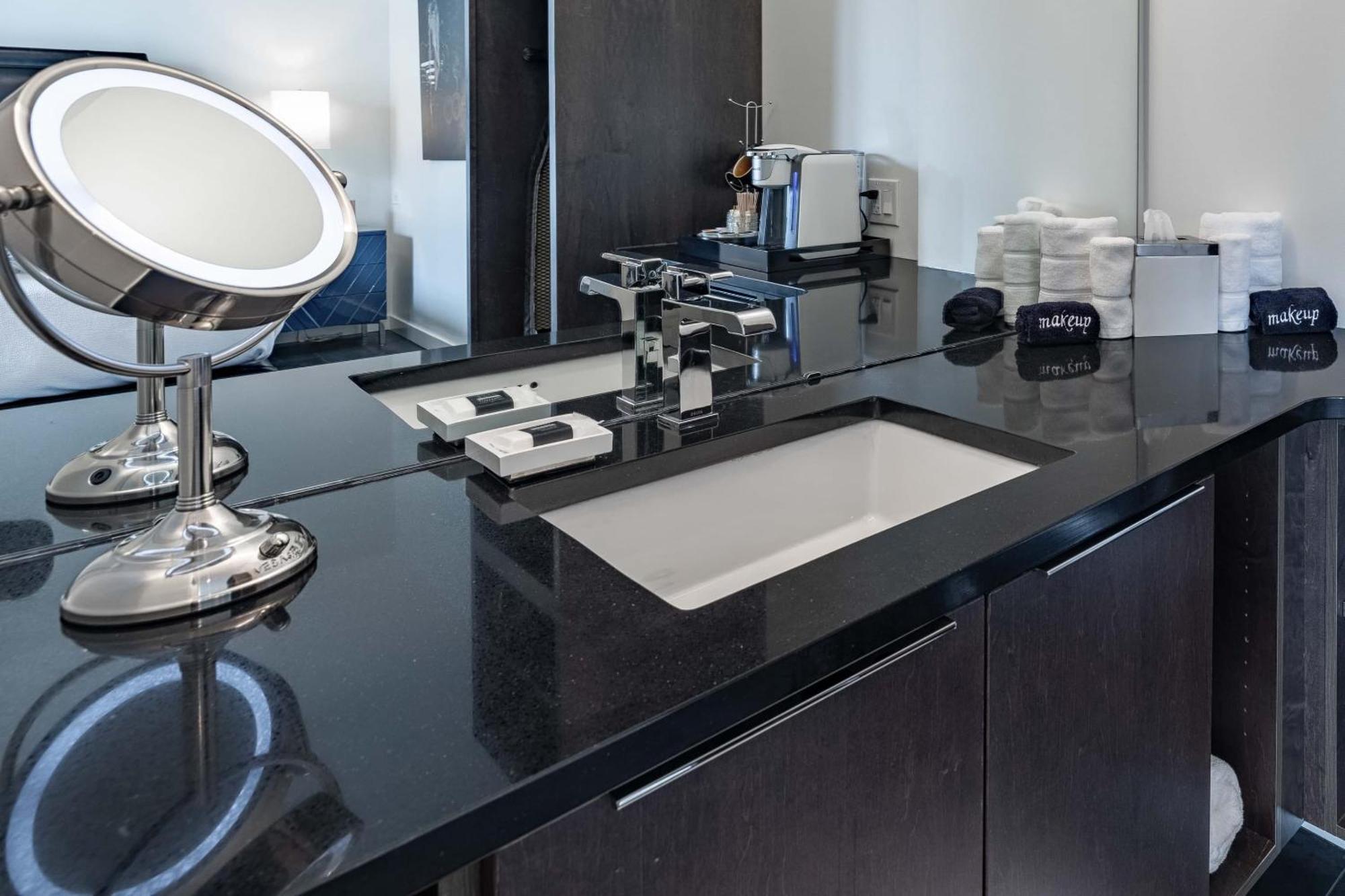 121 Hotel By Avantstay Chic Modern Hotel In Nashville Exteriör bild